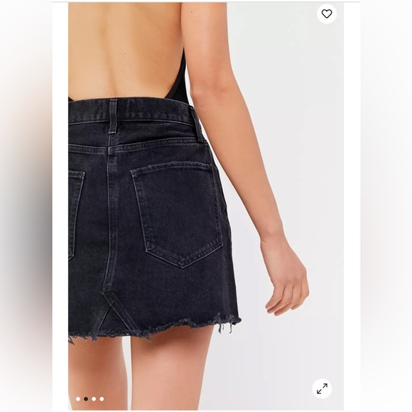 AGOLDE Quinn High Rise Mini Skirt in Cult - Picture 3 of 7